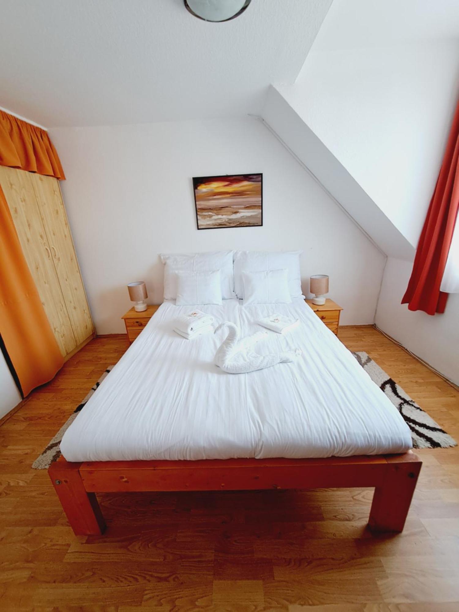 Palma Apartman ハイデゥソボスロー エクステリア 写真
