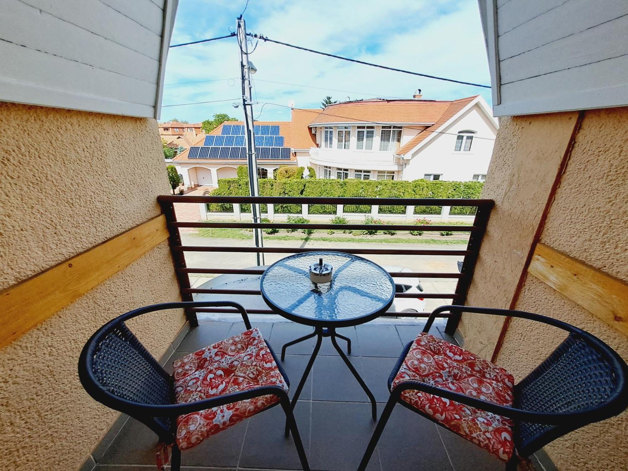 Palma Apartman ハイデゥソボスロー エクステリア 写真