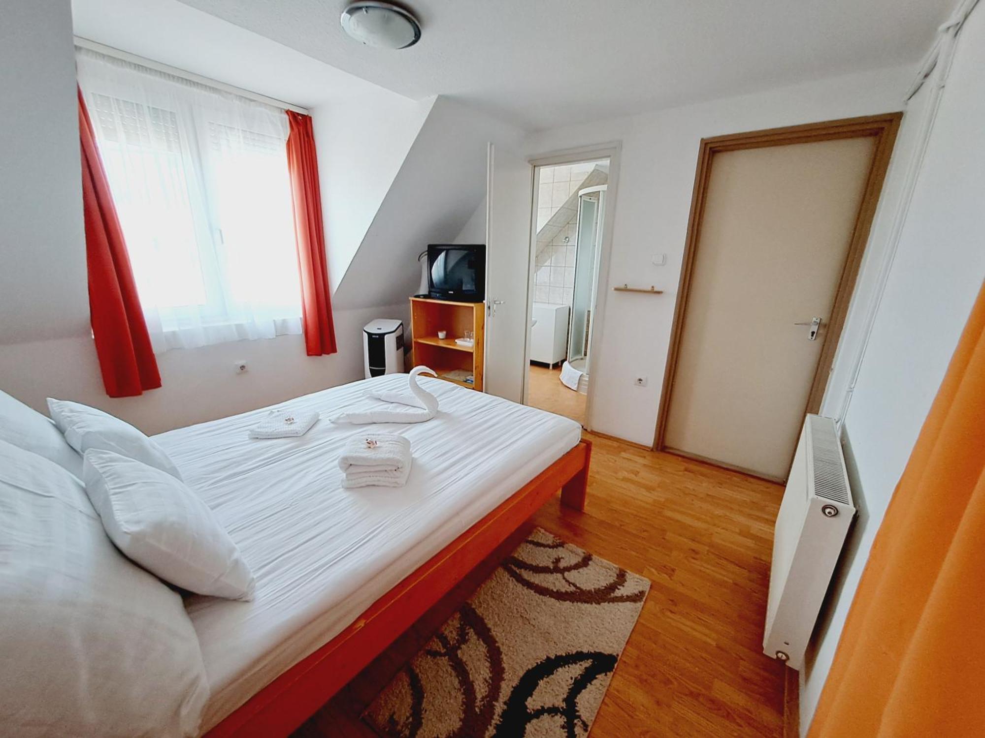 Palma Apartman ハイデゥソボスロー エクステリア 写真